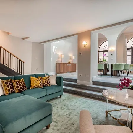 Апартаменты Duomo Penthouse Luxury In By Palazzo Pazzi Vitali *